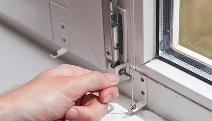 Production of door and window screws