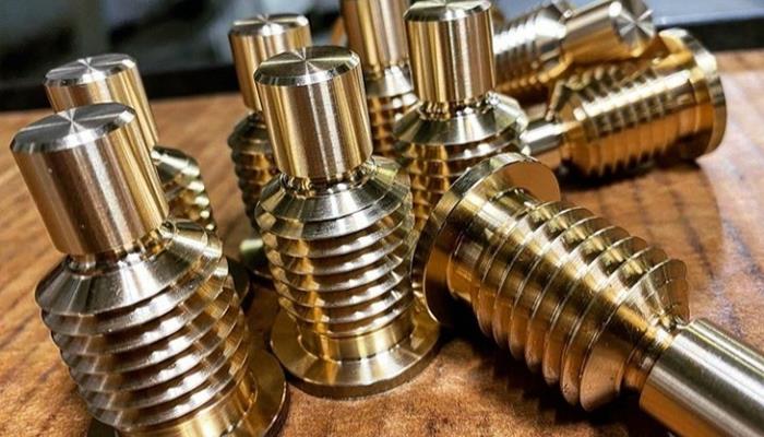 Production of special screws